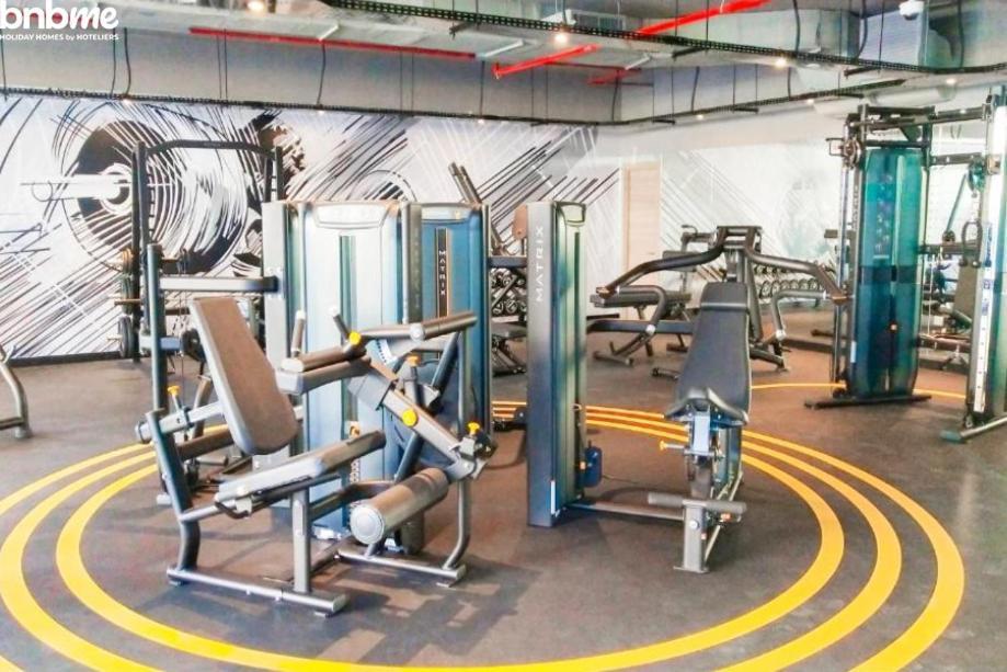 Bnbmehomes - Beautiful Lake View Studio Near Marina - 1504 Dubai Luaran gambar