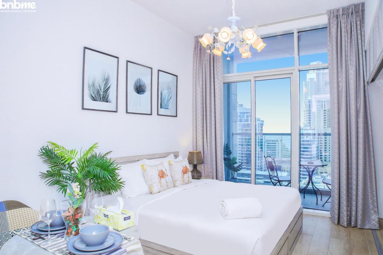 Bnbmehomes - Beautiful Lake View Studio Near Marina - 1504 Dubai Luaran gambar